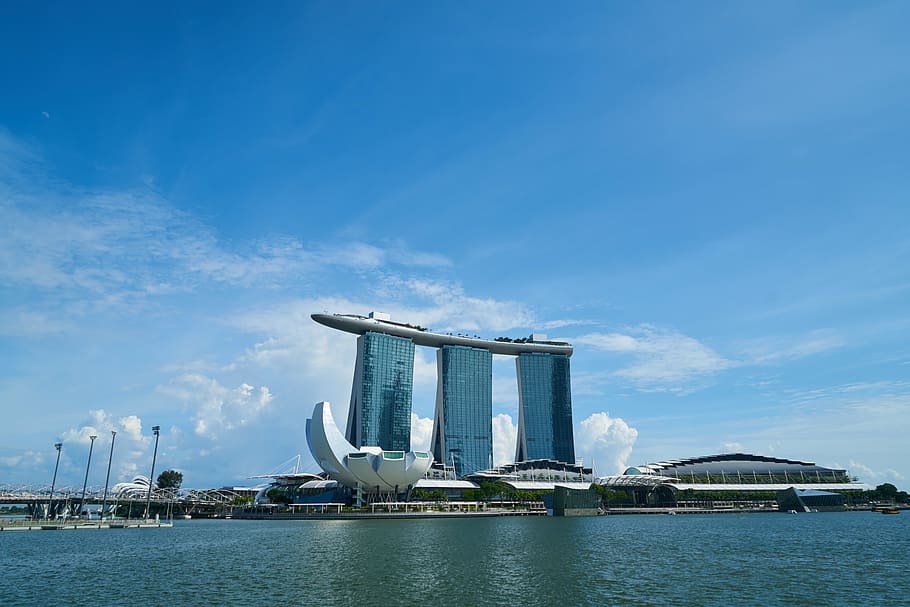 tiga, bangunan kaca, siang hari, singapura, hotel, biru, komposisi, pencakar langit, perjalanan, arsitektur