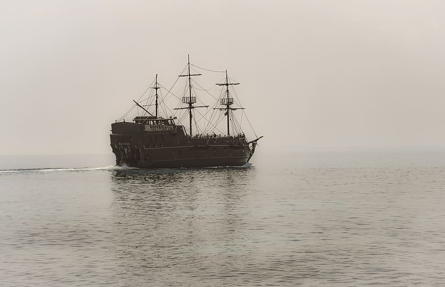 ship, pirate ship, mist, misty, sea, fantasy, marine, sailboat, vintage, wooden