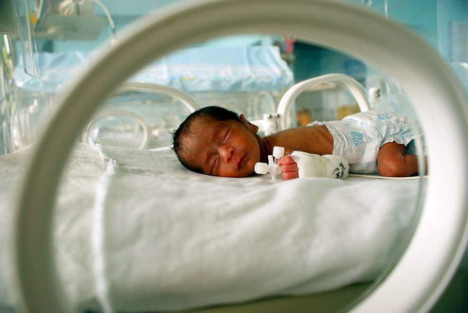 newborn, hospital, cleaner, child, small, lying down, one person, healthcare and medicine, bed, sleeping