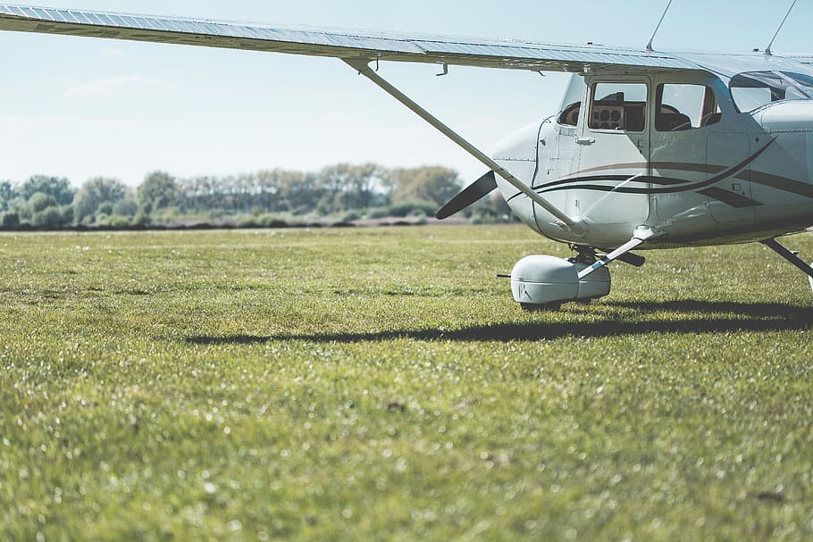 pesawat cessna, Cessna, Pesawat, Siap, Bandara, pesawat terbang, penerbangan, golf, rumput, hijau