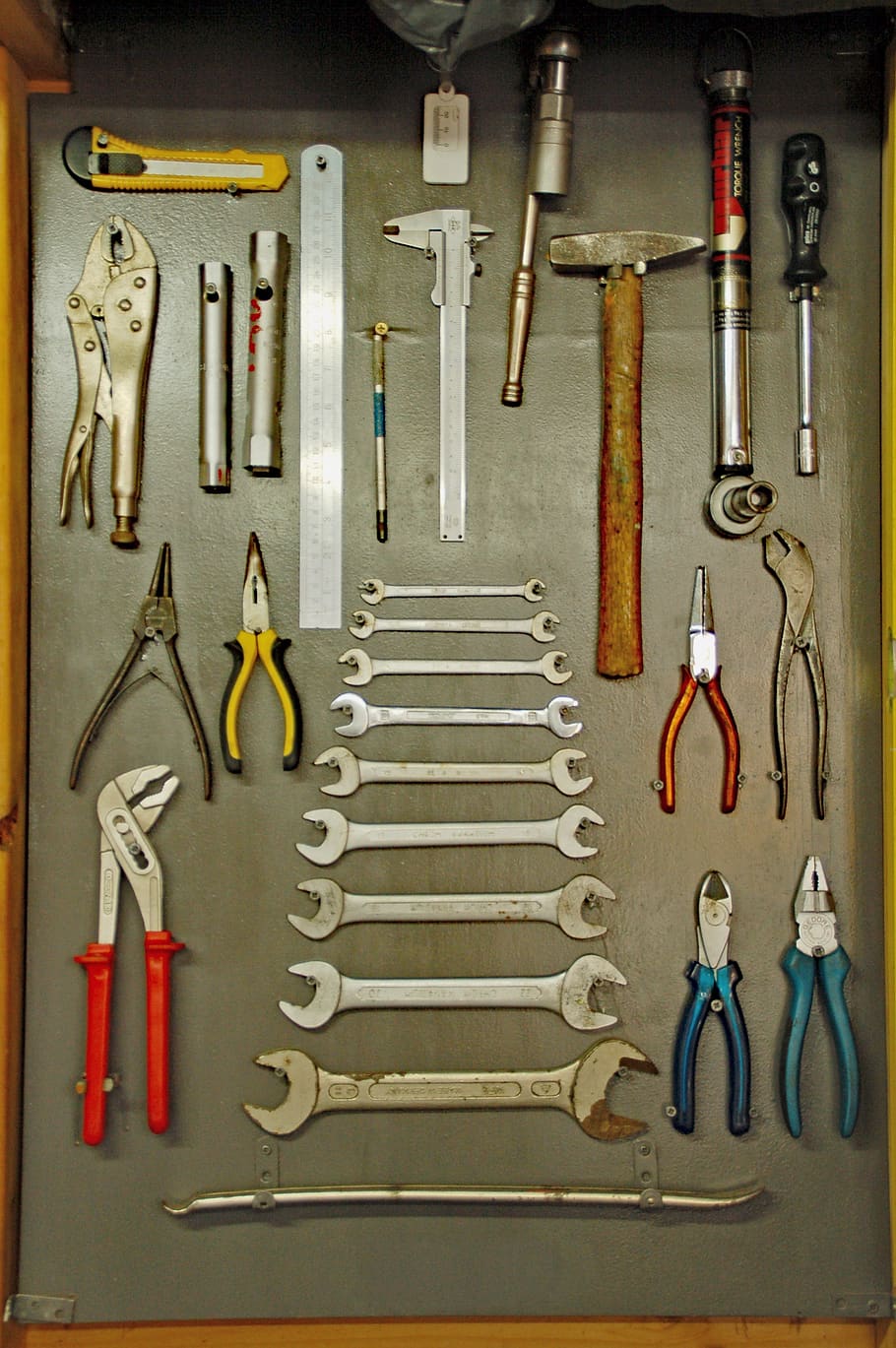 herramientas, llaves, espiga, martillo, colgar, ordenado, herramienta, herramienta de mano, herramienta de trabajo, metal