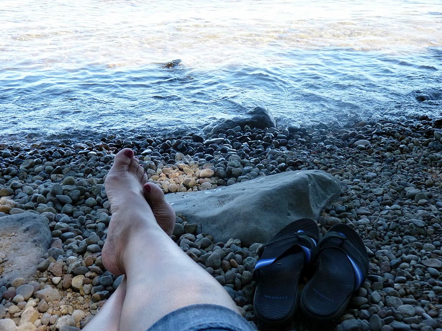 Lake Tahoe, praia, Rocha, costa, ondas, esfriando os pés, com os pés descalços, caminhada na praia, relaxando, pés
