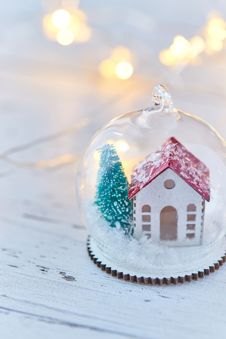 snow, globe, christmas, decoration, festive, seasonal, xmas, cabin, tree, winter