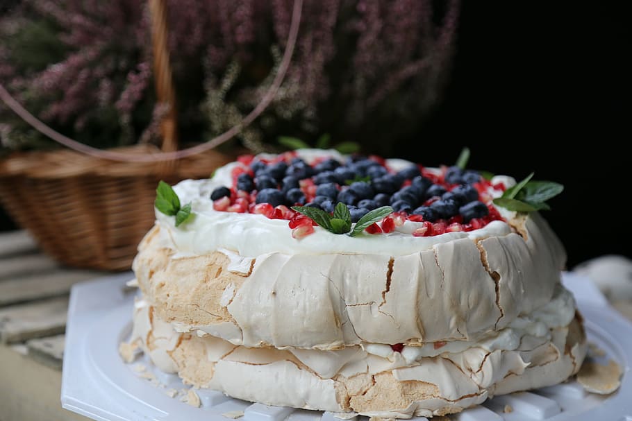 cake, meringue, sweets, food and drink, food, fruit, freshness, healthy eating, berry fruit, sweet food