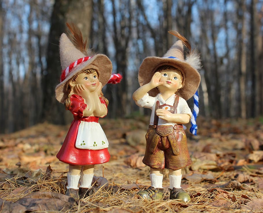 boy, girl, ceramic, figurines, kids, forest, elf, cap, get lost, the loss of