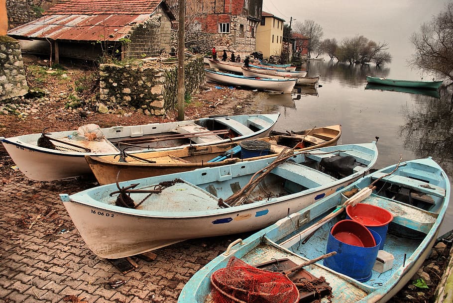 three, boats, body, water, golyazı, scholarship, boat, lake, village, town