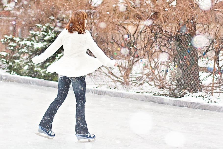 woman, wearing, white, blazer, winter, ice skating, ice skater, skating, skate, sport
