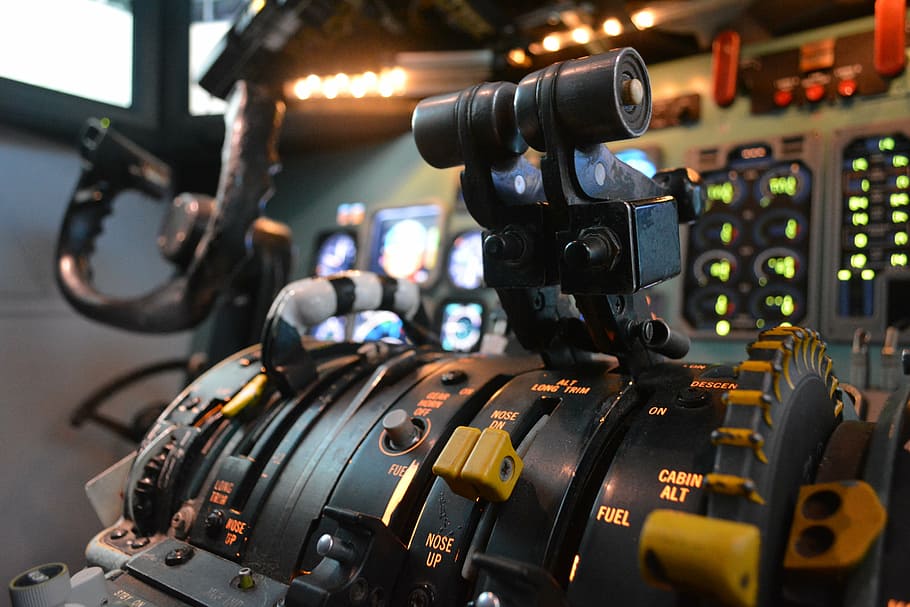 selective, focus photo, aircraft cockpit, simulator, aviation, the md-80, dc9, the cockpit, flight simulator, flight