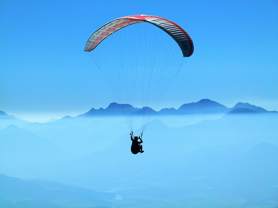 persona tomando paracaídas, glaciar gerlitz, montañas, en la mañana, parapente, amanecer, deportes extremos, deporte, vuelo, paracaidismo