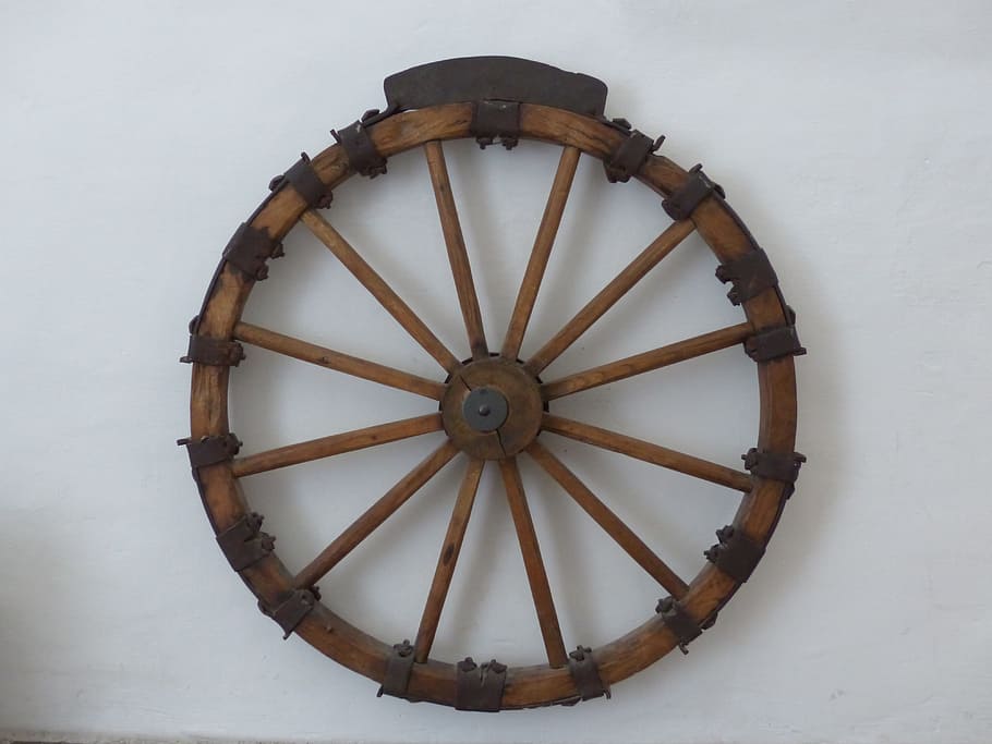 wheel, wagon wheel, Wagon Wheel, wheel, instrument of torture, middle ages, old, day, clock, minute hand, clock face