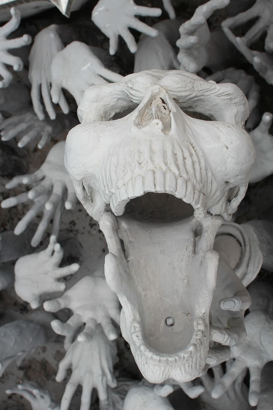art, skull and crossbones, white, skull, artwork, skeleton, bone, sculpture, temple, hands
