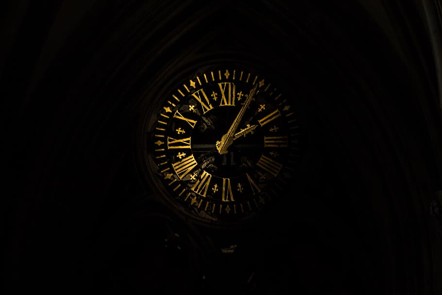 preto, amarelo, relógio analógico, relógio, tempo, velho, romano, igreja, escuro, noite