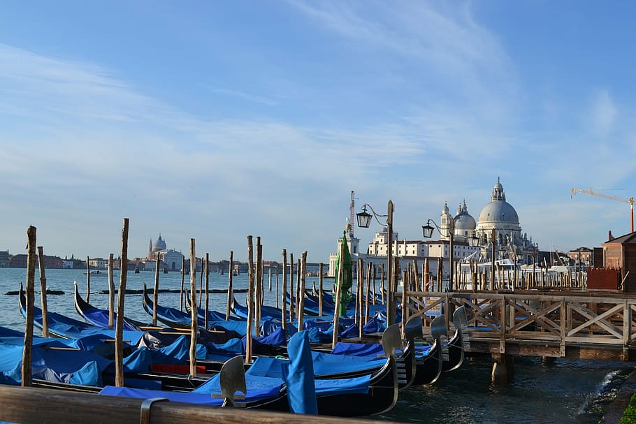 Venecia, góndola, barcos, Italia, ciudad, canal, embarcación náutica, agua, arquitectura, amarrado