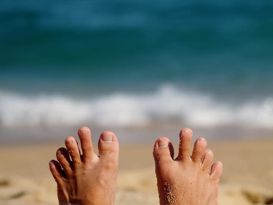orang menunjukkan kaki, kaki, tubuh, kulit, orang, luar, laut, pantai, pasir, kuku