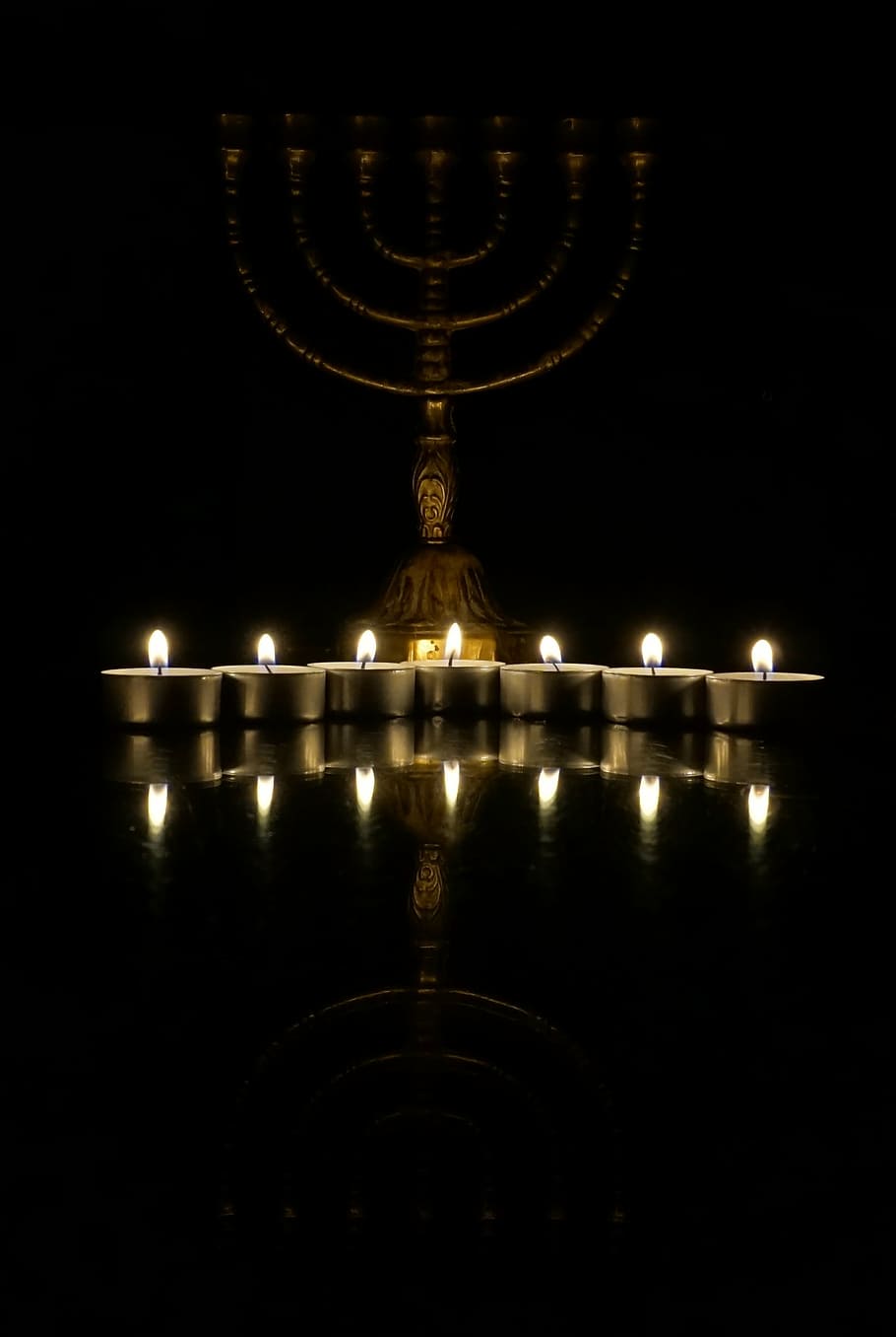 menorah, candles, candlestick, tealight, fire, flame, candlelight, minora, light, mirroring