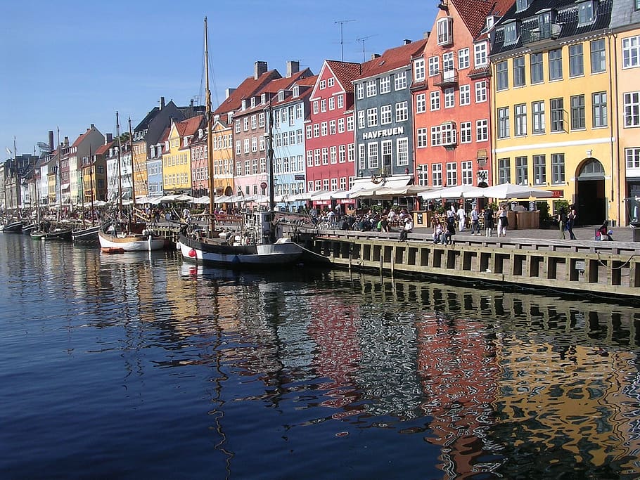 vela, docas de barcos, ao lado, casas, distrito de nyhavn, água, reflexão, copenhague, dinamarca, beira-mar