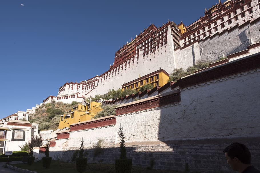 tibet, lhasa, arsitektur, agama budha, potala, istana, Cina, agama, perjalanan, budaya