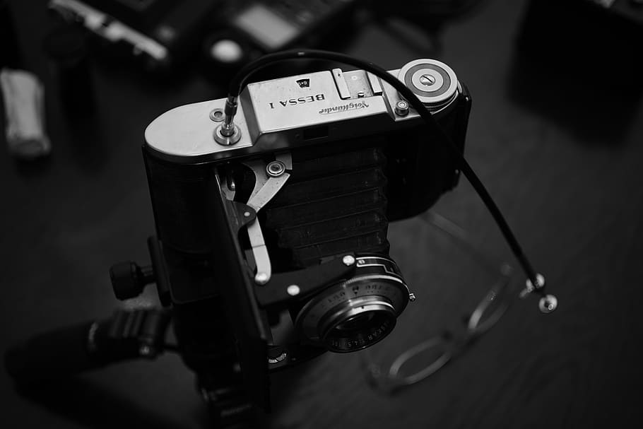 Voigtländer, Bessa, land, camera, focus on foreground, close-up, technology, indoors, photography themes, camera - photographic equipment