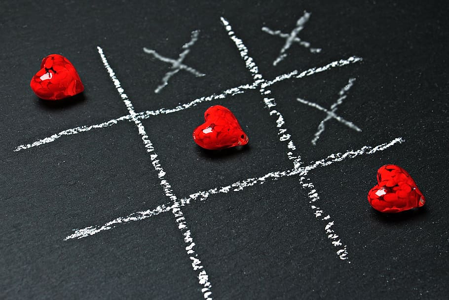 three, red, heart gemstones, tic tac toe, love, heart, play, ankreuzen, strategy game, two people
