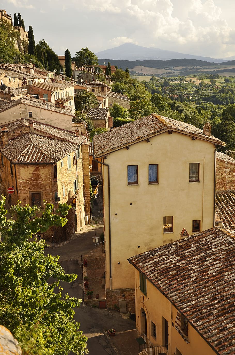 Montepulciano, Tuscany, Italy, Hill, the vineyards, architecture, monuments, landscape, building exterior, house