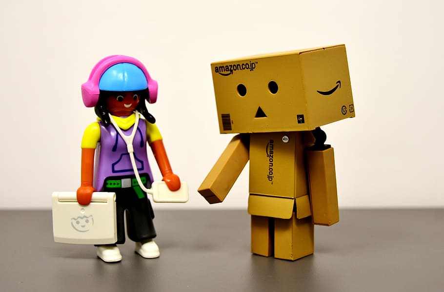 caixa marrom em forma de humano, playmobil, fones de ouvido, música, figura, engraçado, feito, bonitinho, infância, brinquedo