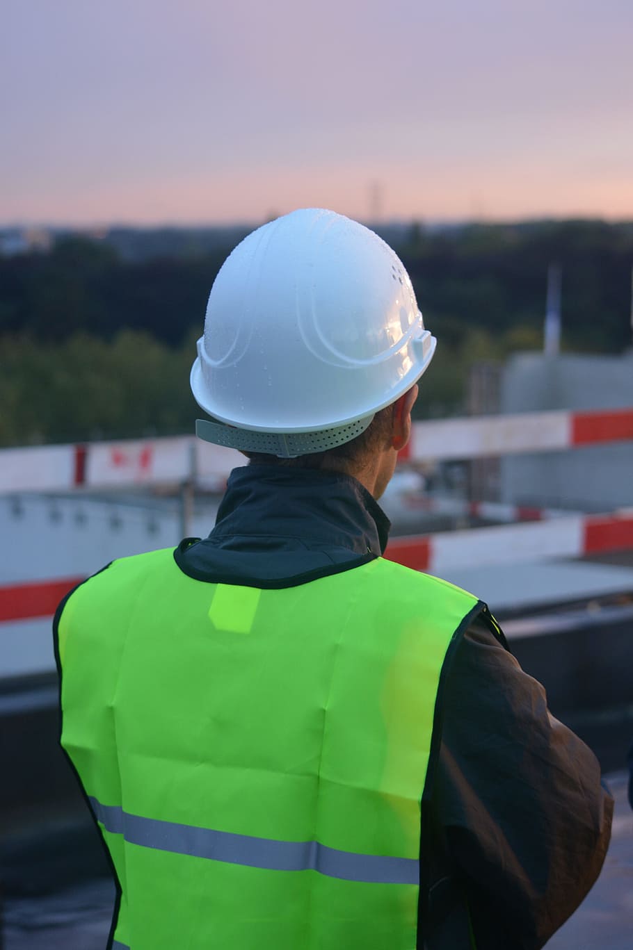 man, green, high-visibility, vest, white, hard, hat, men, safety vest, construction worker