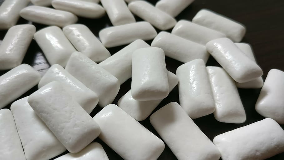 bunch, white, candies, chewing gum, chew, still life, close-up, large group of objects, indoors, white color