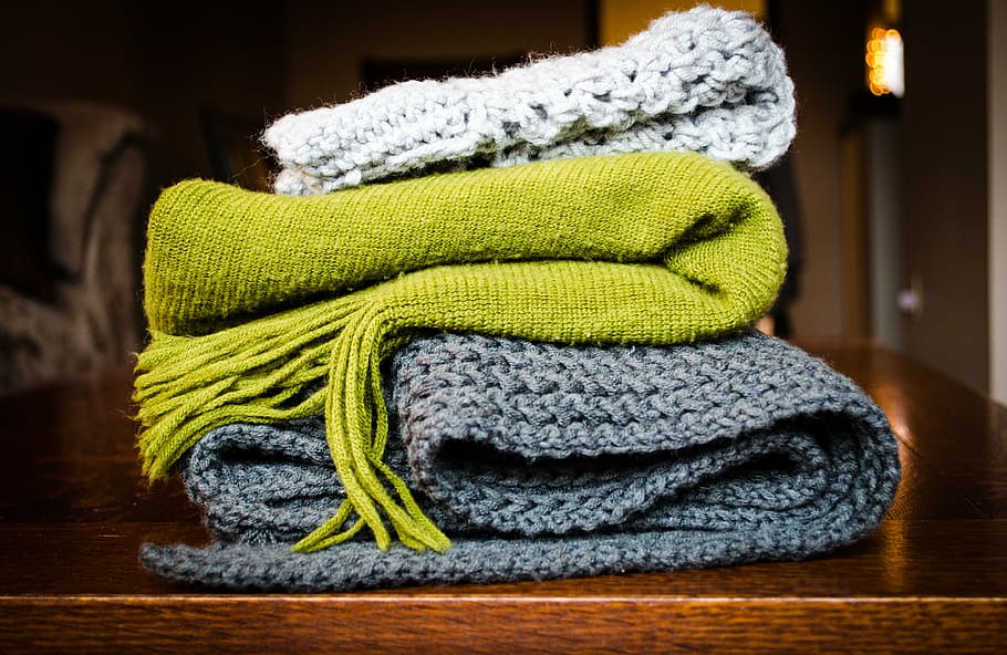 緑, 灰色, 繊維, 毛布, スカーフ, 寒さ, 布, テーブル, 白, ウール