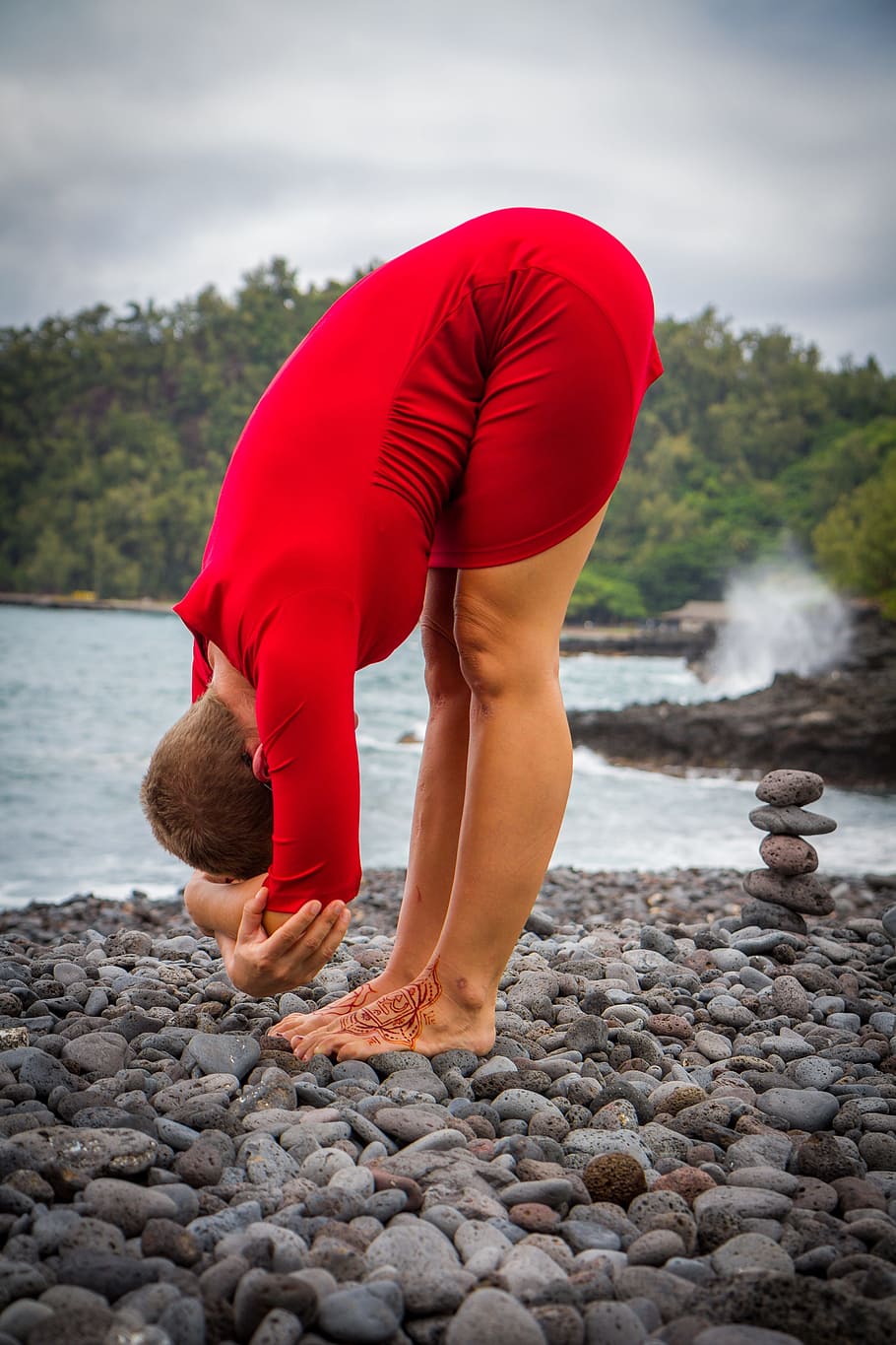 chakra, yoga, red, forward fold, black rock beach, hawaii hana bay, root chakra, solid, rock, water