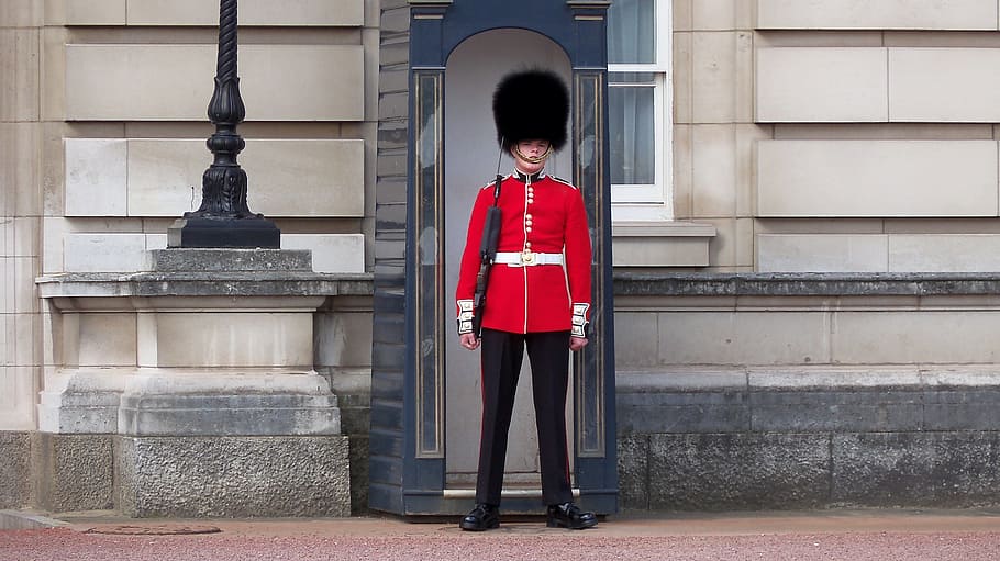 guard, sentinel, english, architecture, red, one person, full length, built structure, clothing, men