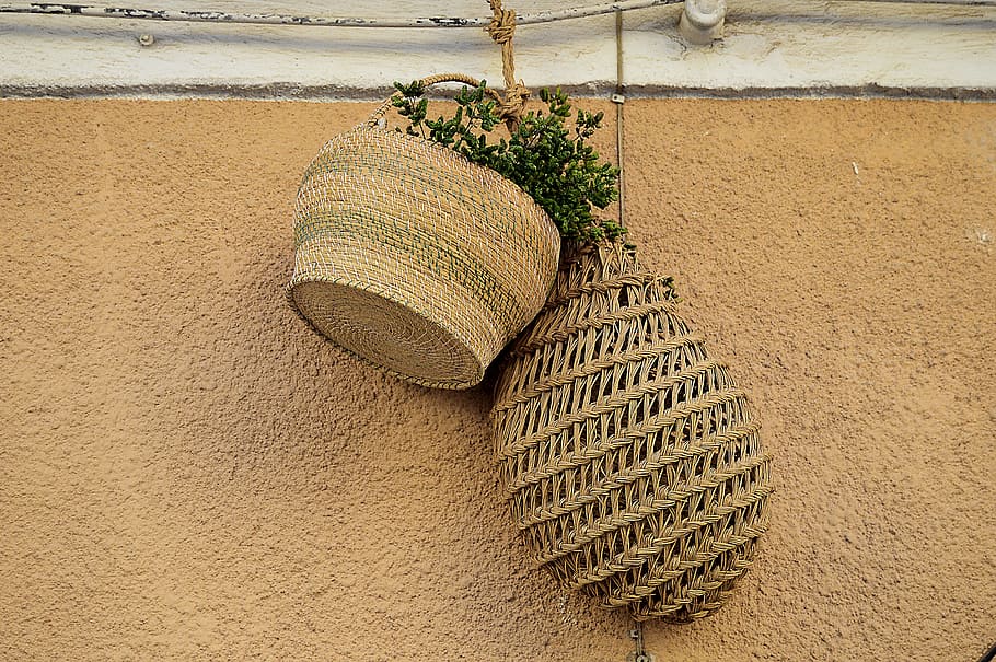 esparto, baskets of esparto grass, crafts, rustic, container, basket, wall - building feature, wicker, day, hanging