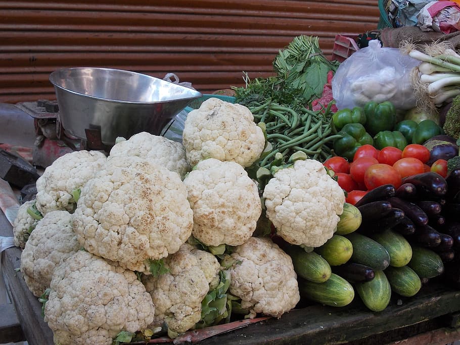 vegetables, cauliflower, cucumbers, tomatoes, onions, healthy, fresh, vegetarian, organic, market