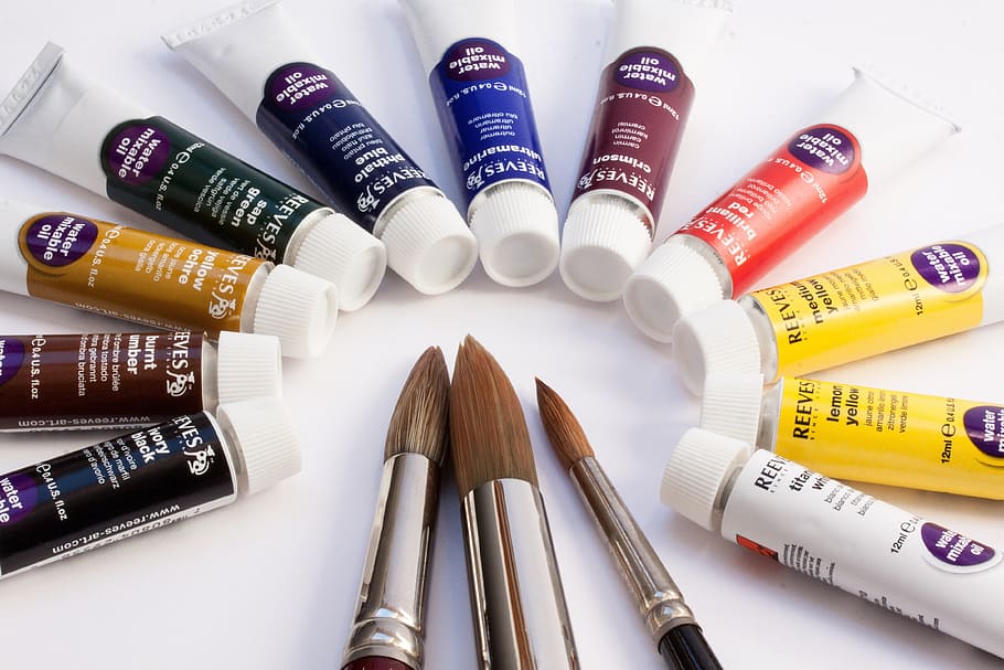 tubos macios de marcas variadas, pincéis de maquiagem, tintas a óleo, cor, solúveis, água, solúveis em água, tubos, coloridos, branco