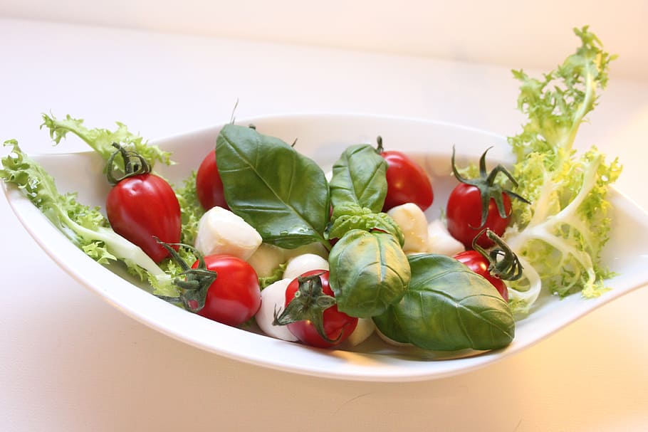 assorted, vegetable, boat-shape bowl, mozzarella, tomatoes, salaz, basil, eat, tomato and mozzarella salad, balsamic vinegar