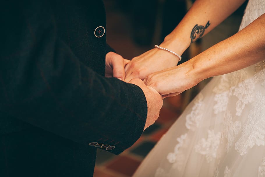 pengantin perempuan, laki-laki, memegang, tangan, bersama-sama, closeup, fotografi, tutup, foto, pasangan