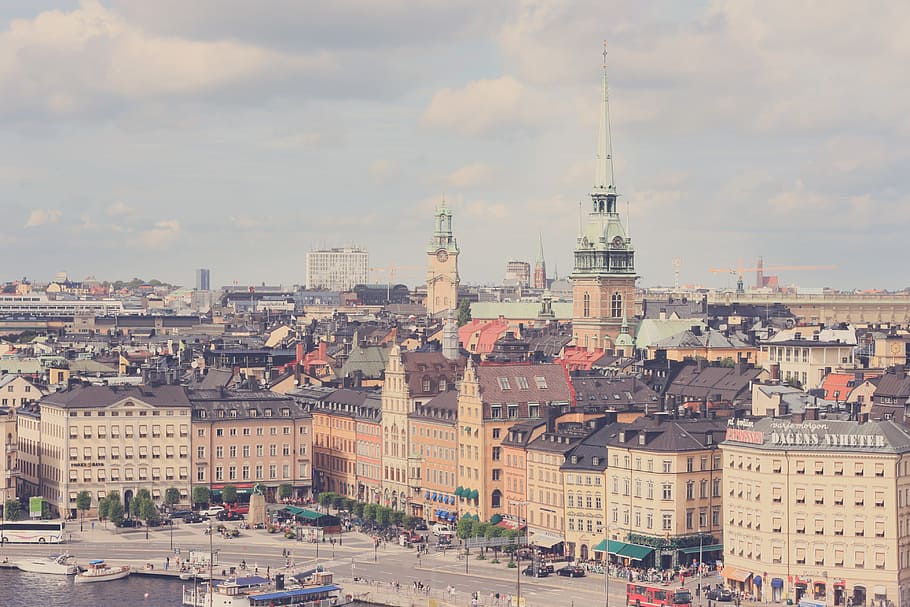 Fotografía, rosa, negro, edificios, durante el día, rosa y negro, Estocolmo, ciudad, pueblo, paisaje urbano