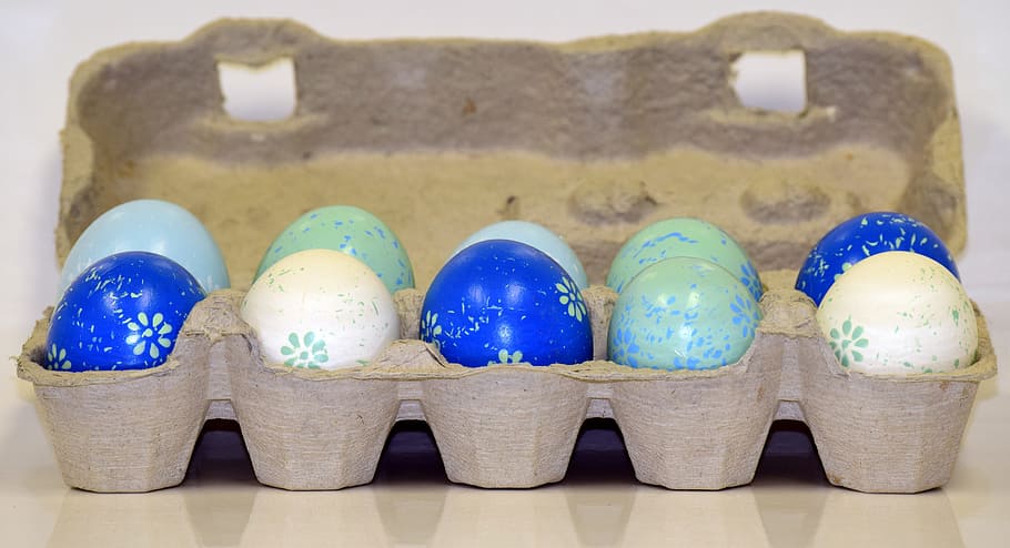 huevos de pascua, caja de huevos, cartón de huevos, color, colorido, huevos coloridos, decoración, azul, blanco, verde
