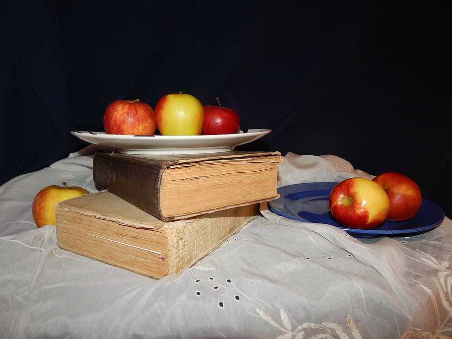 still life, the attempt, fruit, books, healthy eating, food, food and drink, wellbeing, apple - fruit, freshness