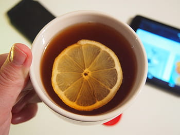 ดื่มชาขิงตอนท้องว่างดีไหม?