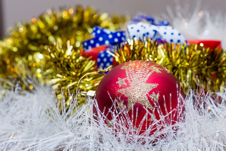 close-up photo, red, bauble, yellow, tinsel, christmas presents, happy new year 2018, christmas, 2018, holiday