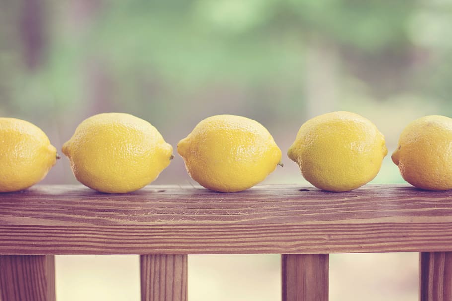 lima lemon, lemon, kuning, baris, buah, musim panas, buah jeruk, makanan, kesegaran, kayu - Bahan