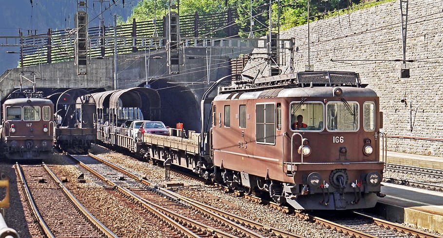 brown, train, tunner, switzerland, lötschberg tunnel, south side, auto embarkation, goppenstein, valais, canton of berne