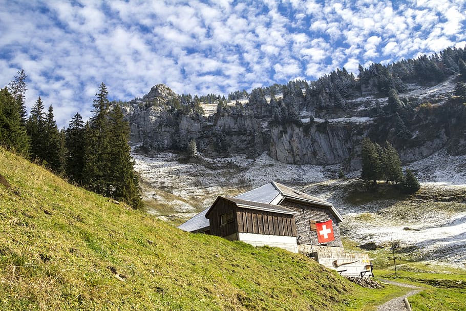 Montañas, Alpine Hut, Suiza, bosque, nieve, senderismo, prado, pared de roca, montaña, naturaleza