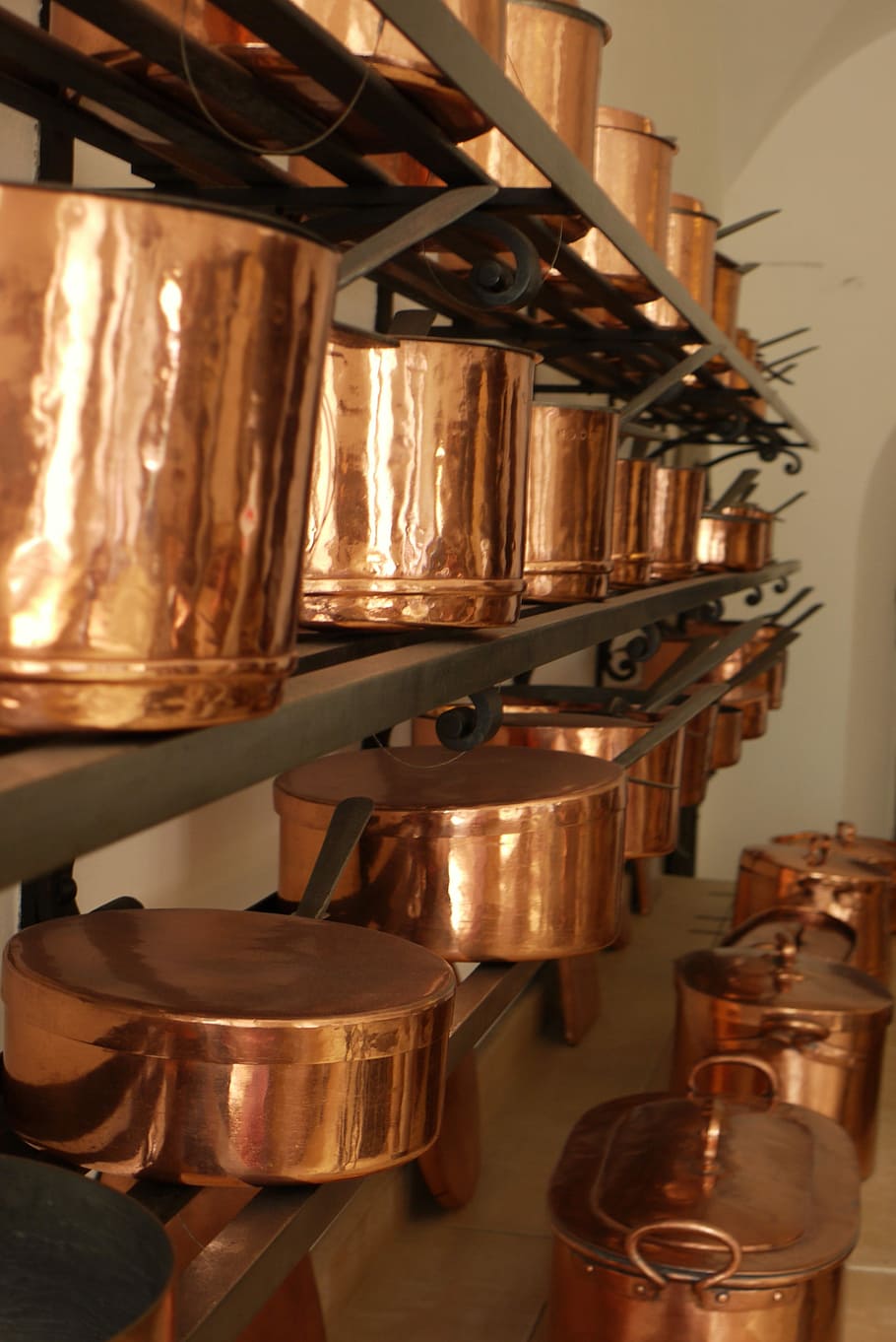 Neuschwanstein, Kitchen, Copper, Pans, utensil, kitchenware, metal, retro, no People, indoors