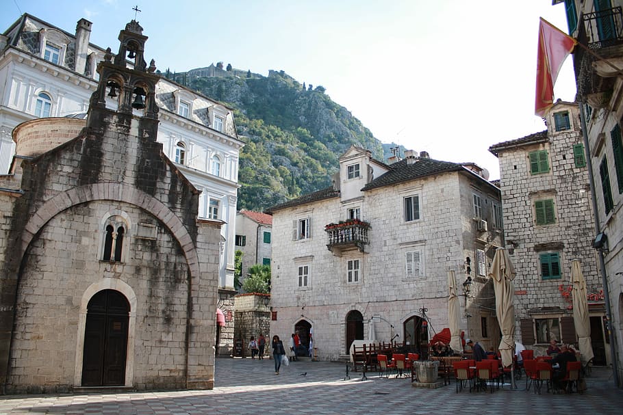 Kotor, Montenegro, turismo, sol, ciudad, arquitectura, exterior del edificio, calle, destinos de viaje, estructura construida