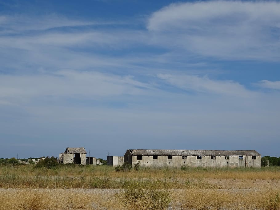 campo de concentración, rivesaltes, ribesaltes, francia, abandonado, vacío, guerra, ruina, desolación, ruinoso