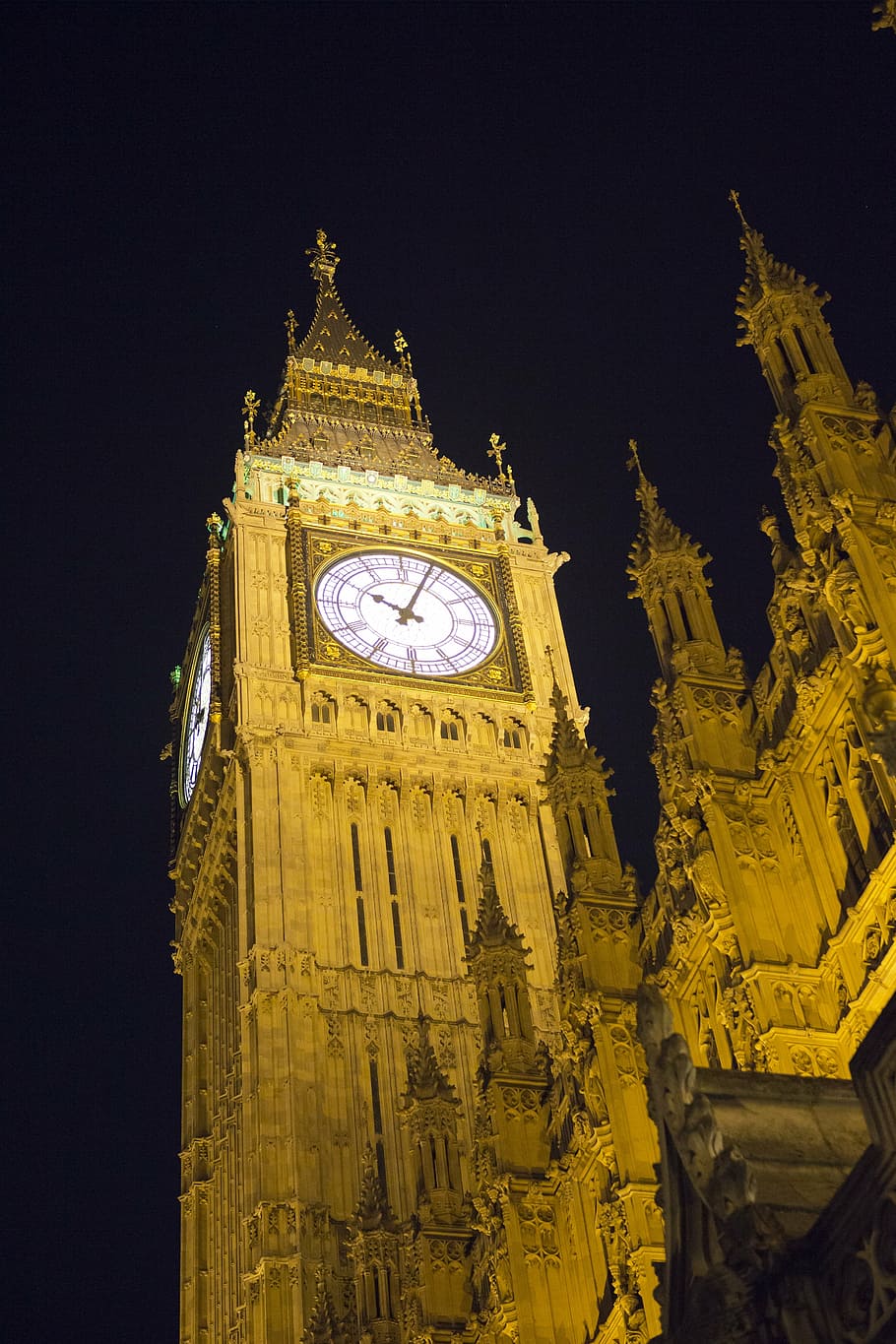 elizabeth tower, nighttime, clock, floodlit, victorian architecture, london landmark, houses of parliament, big Ben, architecture, london - England