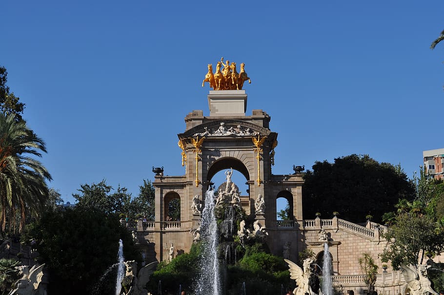 fuente de agua frente, edificio, Barcelona, ​​Ciudadela, parque, arquitectura, historia, estructura construida, exterior del edificio, destinos de viaje