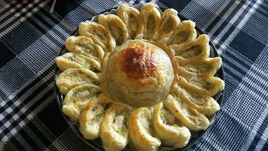 food, salty cake, puff pastry, sunflower, al forno, eat, kitchen, cook, edible, gastronomy