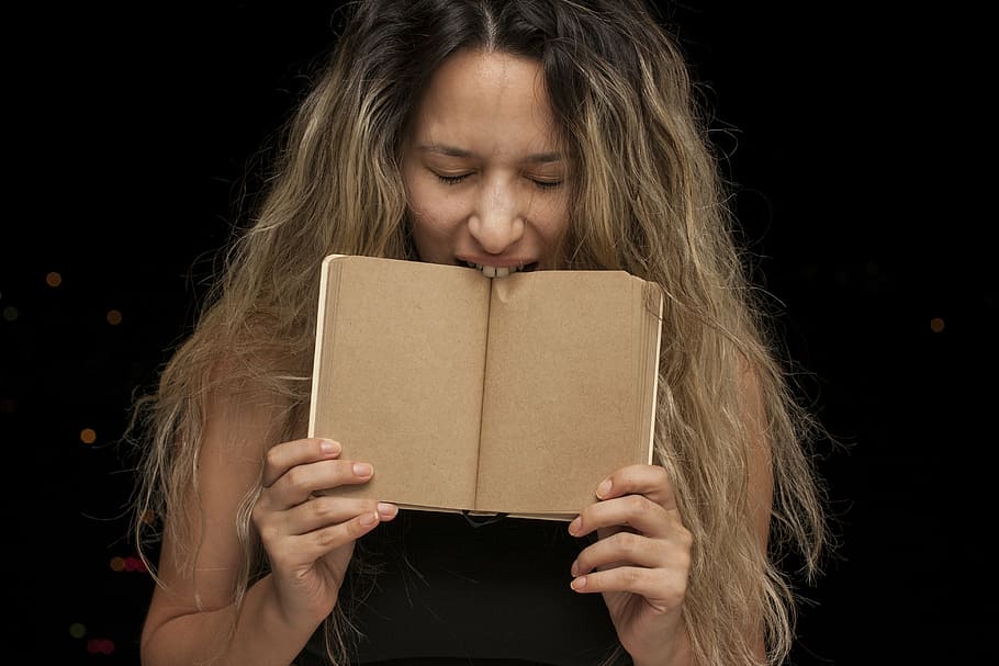 woman, biting, brown, book, women's, model, young model, exposure, the young woman, portrait